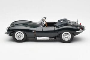 Jaguar XKSS Steve McQueen Personal Car AUTOart 1:18 73526 Metal — zdjęcie 4 z 8