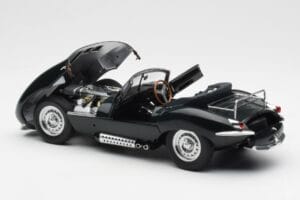 Jaguar XKSS Steve McQueen Personal Car AUTOart 1:18 73526 Metal — zdjęcie 5 z 8