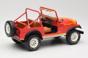 Jeep CJ-7 Renegade Czerwony MCG 1:18 MCG18110 Metal — zdjęcie 2 z 6