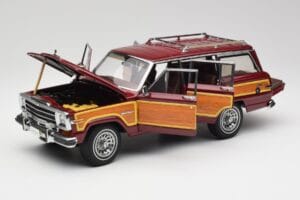 Jeep Grand Wagoneer Classic Czerwony AUTOart 1:18 74002 Metal — zdjęcie 2 z 8