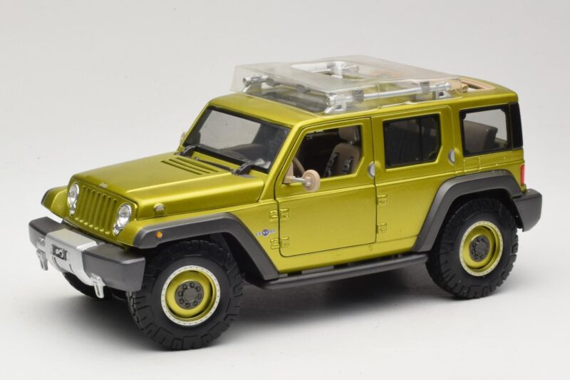 Jeep Rescue Concept Zielony Maisto 1:18 36699-M1 Metal