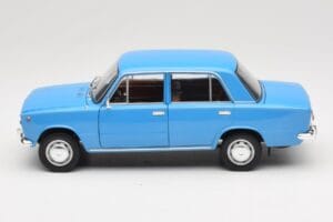 Lada 1200 2101 Niebieski IXO 1:18 18CMC204OP Metal — zdjęcie 4 z 8