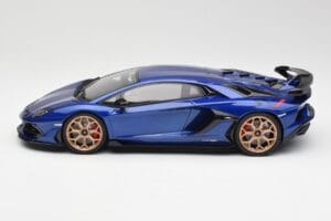 Lamborghini Aventador SVJ Niebieski GT Spirit 1:18 GTS18512BL Żywica — zdjęcie 3 z 6