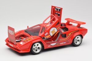 Lamborghini Countach Czerwony Bburago 1:18 3047 Metal — zdjęcie 2 z 8
