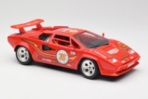 Lamborghini Countach Czerwony Bburago 1:18 3047 Metal — zdjęcie 6 z 8