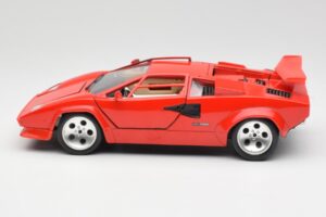 Lamborghini Countach Czerwony Bburago 1:18 3047-M1 Metal — zdjęcie 4 z 8