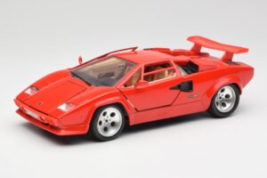 Lamborghini Countach Czerwony Bburago 1:18 3047-M1 Metal
