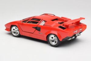 Lamborghini Countach Czerwony Bburago 1:18 3047-M1 Metal — zdjęcie 7 z 8
