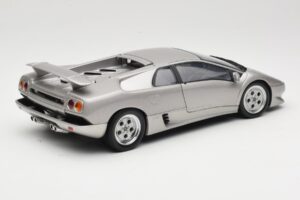 Lamborghini Diablo Srebrny AUTOart 1:18 70071 Metal — zdjęcie 3 z 8