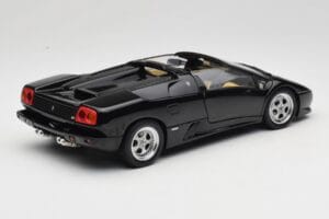 Lamborghini Diablo Roadster Czarny AUTOart 1:18 70093-R1 Metal — zdjęcie 4 z 10