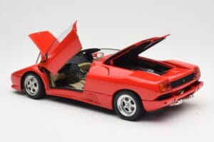 Lamborghini Diablo Roadster Czerwony AUTOart 1:18 70091 Metal — zdjęcie 5 z 8