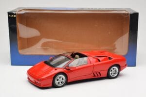 Lamborghini Diablo Roadster Czerwony AUTOart 1:18 70091 Metal — zdjęcie 8 z 8