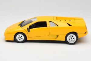 Lamborghini Diablo Żółty Tonka 1:18 09035 Metal — zdjęcie 4 z 8