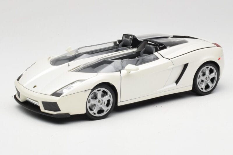 Lamborghini Gallardo Concept S Biały Motormax 1:18 79156 Metal