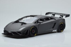 Lamborghini Gallardo GT3 FL2 Ciemnoszary AUTOart 1:18 81360 Metal