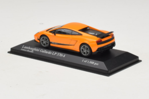 Lamborghini Gallardo LP570-4 Superleggera Pomarańczowy Metaliczny Minichamps 1:43 400103841 Metal — zdjęcie 3 z 5