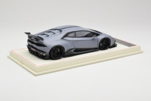 Lamborghini Huracan LB Performance x Novitec Torado Szary Davis & Giovanni 1:18 HURACAN001 Żywica — zdjęcie 3 z 7