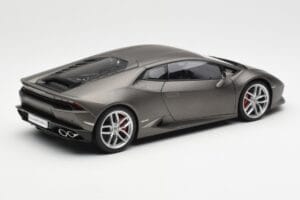 Lamborghini Huracan LP610-4 Szary AUTOart 1:18 74606 Kompozyt — zdjęcie 3 z 8