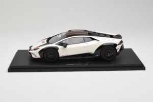 Lamborghini Huracan Sterrato No. 63 Biały TopSpeed 1:18 TS0610 Żywica — zdjęcie 3 z 6