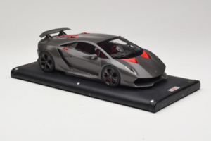Lamborghini Sesto Elemento Matte Black MR Collection 1:18 LAMB054 Żywica — zdjęcie 4 z 6