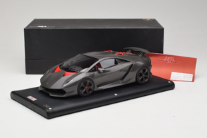 Lamborghini Sesto Elemento Matte Black MR Collection 1:18 LAMB054 Żywica — zdjęcie 6 z 6