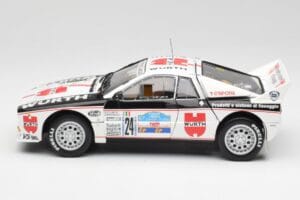 Lancia 037 #1 G. Cunico / E. Bartolich Targa Florio Winner 1983 Kyosho 1:18 08302H Metal — zdjęcie 4 z 8