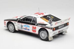 Lancia 037 #1 G. Cunico / E. Bartolich Targa Florio Winner 1983 Kyosho 1:18 08302H Metal — zdjęcie 7 z 8