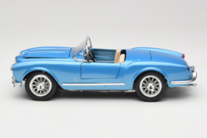 Lancia Aurelia B24 Spider Niebieski Bburago 1:18 3010-M1 Metal — zdjęcie 4 z 8