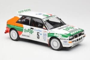 Lancia Delta HF Integrale Evo II Totip #5 A. Aghini / S. Farnocchia Rally Monte Carlo 1993 Kyosho 1:18 08348F Metal — zdjęcie 6 z 8