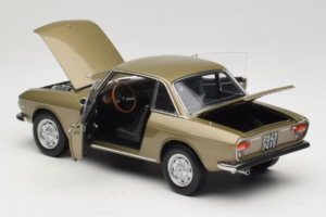 Lancia Fulvia Coupe Bronze Longchamps Norev 1:18 187985 Metal — zdjęcie 5 z 8