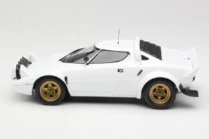 Lancia Stratos HF Stradale Biały Minichamps 1:18 155741700 Metal — zdjęcie 3 z 6