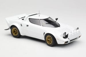 Lancia Stratos HF Stradale Biały Minichamps 1:18 155741700 Metal — zdjęcie 4 z 6