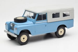Land Rover Series II 109 Pick Up Closed Niebieski MCG 1:18 MCG18094 Metal