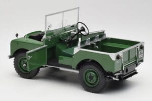 Land Rover 88 Series I Bronze Green Minichamps 1:18 150168906 Metal — zdjęcie 5 z 8