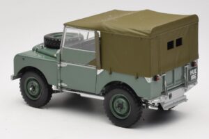 Land Rover 88 Series I Zielony Minichamps 1:18 150168900 Metal — zdjęcie 7 z 8