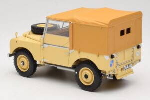 Land Rover 88 Series I RAF Beige Minichamps 1:18 150168911 Metal — zdjęcie 7 z 8