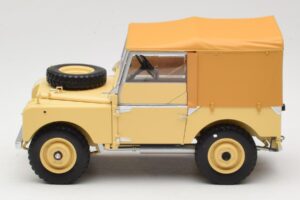 Land Rover 88 Series I RAF Beige Minichamps 1:18 150168911 Metal — zdjęcie 4 z 8