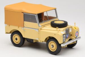 Land Rover 88 Series I RAF Beige Minichamps 1:18 150168911 Metal — zdjęcie 6 z 8