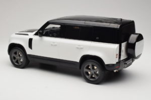 Land Rover Defender 110 L663 GT Spirit 1:12 GT554 Żywica — zdjęcie 5 z 6