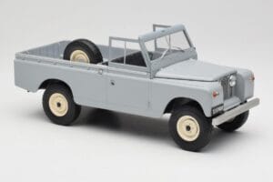 Land Rover Series II 109 Pickup Szary MCG 1:18 MCG18092 Metal — zdjęcie 4 z 6