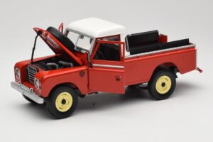 Land Rover Series I 109 Pickup Czerwony Eagle Collectibles 1:18 440500 Metal — zdjęcie 2 z 8