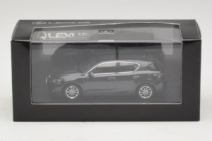 Lexus CT200h Grey Metallic Minichamps 1:43 LEXUS001 Metal — zdjęcie 5 z 5