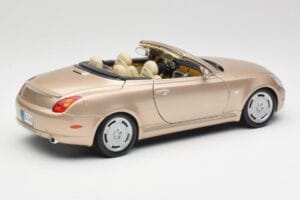 Lexus SC430 Beżowy Maisto 1:18 31629 Metal — zdjęcie 3 z 8