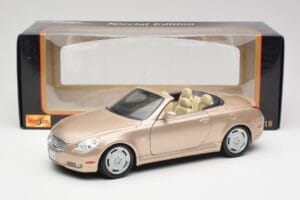 Lexus SC430 Beżowy Maisto 1:18 31629 Metal — zdjęcie 8 z 8