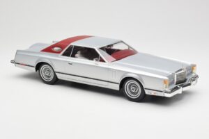 Lincoln Continental Mark V Coupe Srebrny BoS Models 1:18 BOS084 Żywica — zdjęcie 4 z 6