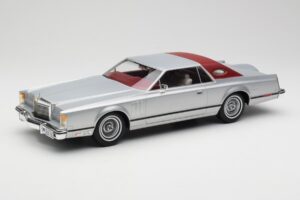 Lincoln Continental Mark V Coupe Srebrny BoS Models 1:18 BOS084 Żywica