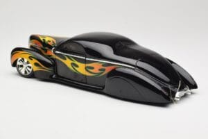 Lincoln Zephyr Scrape Custom Czarny z Płomieniami Hot Wheels 1:18 57319 Metal — zdjęcie 7 z 8