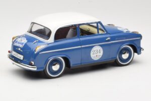 Lloyd Alexander TS #234 Niebieski Revell 1:18 08463 Metal — zdjęcie 3 z 8
