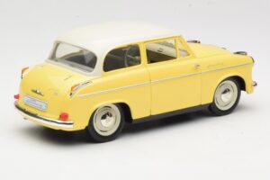 Lloyd Alexander TS Żółty Revell 1:18 08958 Metal — zdjęcie 3 z 8