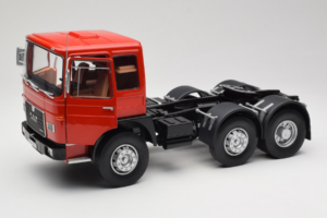 MAN 16304 F7 Czerwony Road Kings 1:18 RK180053 Metal — zdjęcie 2 z 8